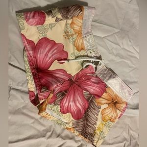 O’NEILL FLORAL SHORTS SIZE 1